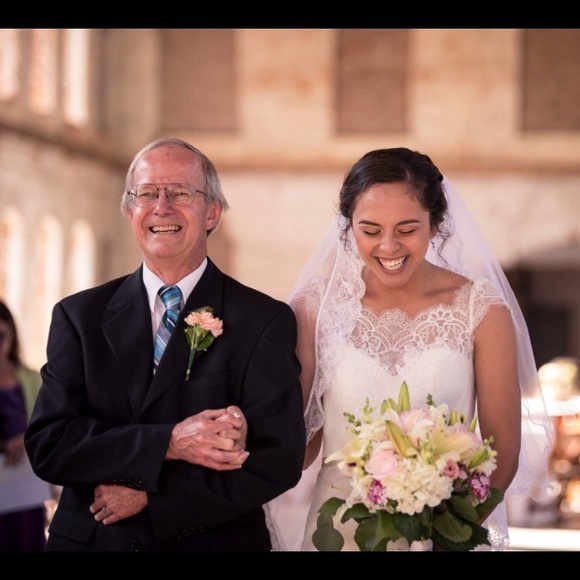 Stella York 6043 Wedding Sheath Dress - Picture 3 of 6